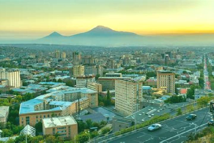 Violet, 22 — Escort in Aygepat, Armenia