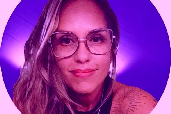 Violet, 22 — Escort in Itajobi, Brazil