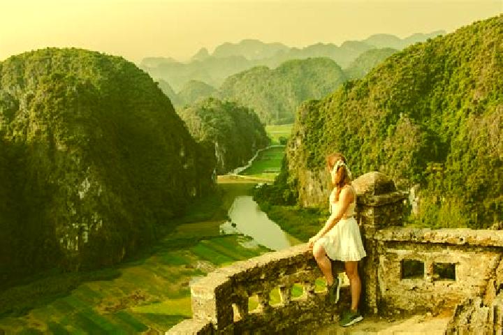 Violet, 22 — Escort in Thi Tran Nguyen Binh, Vietnam