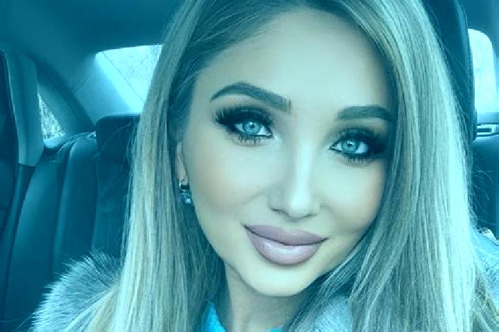 Violet, 22 — Escort in Valy, Russia