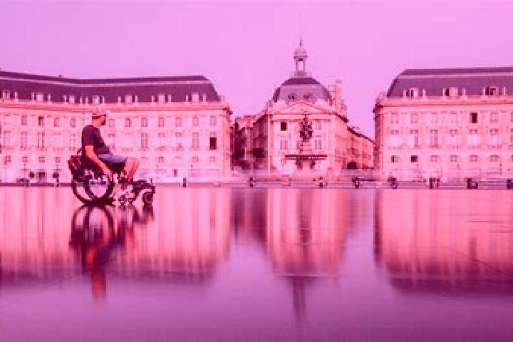 Violet, 22 — Escort in Vignoc, France