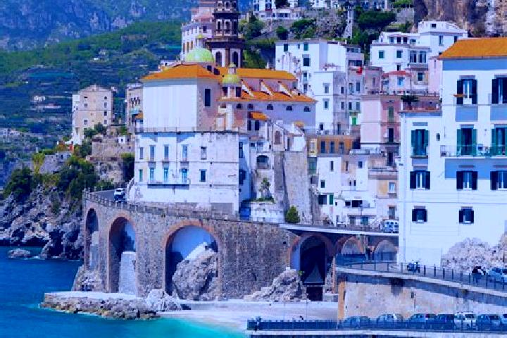 Violet, 22 — Escort in Zoppola, Italy