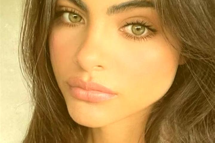 Violet, 23, a auburn green-eyed middle eastern companion based in Mongua. Offering A-Level, BDSM, Overnight. Available for incall and outcall, overnight book...