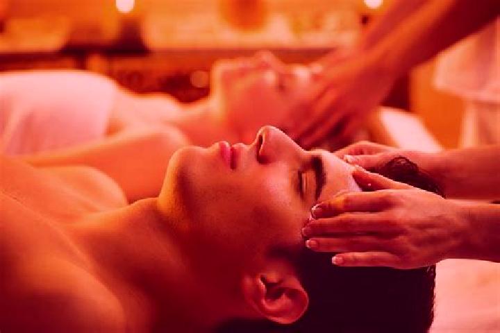 Violet, 23, a blonde amber-eyed indian companion based in Karang Tengah. Offering Duos, Massage, Deep French Kissing, Prostate Massage. Available for incall ...