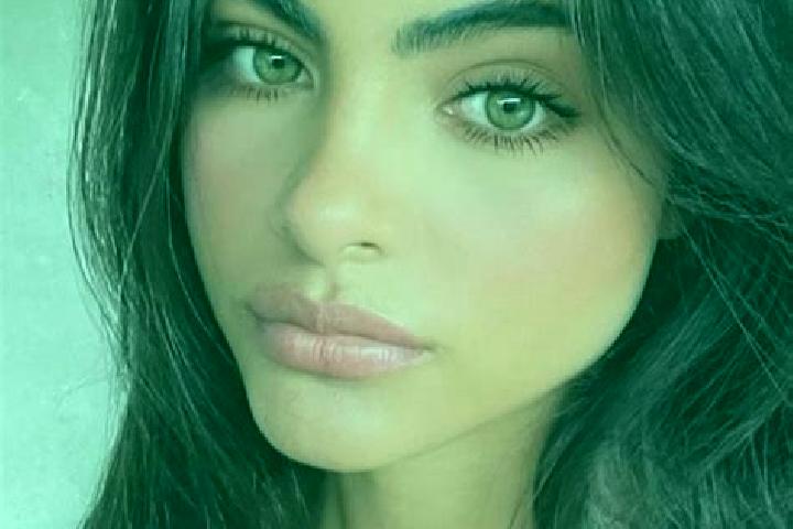 Violet, 23, a brunette green-eyed caucasian companion based in Ballivor. Offering Roleplay, Tantra, Dinner Date, Girlfriend Experience. Available for incall ...