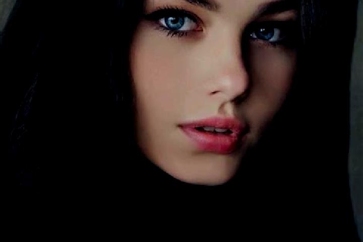 Violet, 23, a chestnut dark-eyed slavic companion based in Sant Anna Morosina. Offering Travel Companion, Deep French Kissing, Girlfriend Experience. Availab...