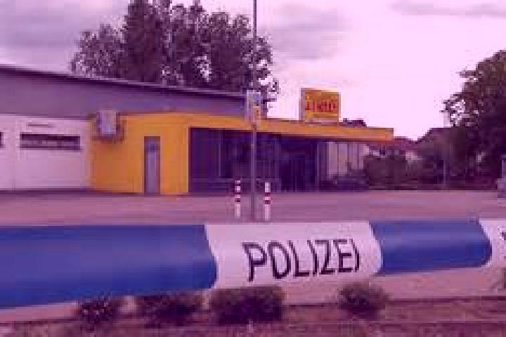 Violet, 23 — Escort in Eissendorf, Germany