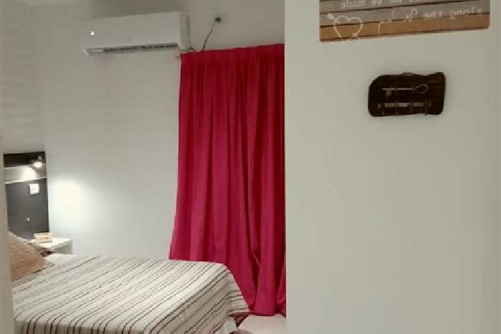 Violet, 23 — Escort in General Acha, Argentina