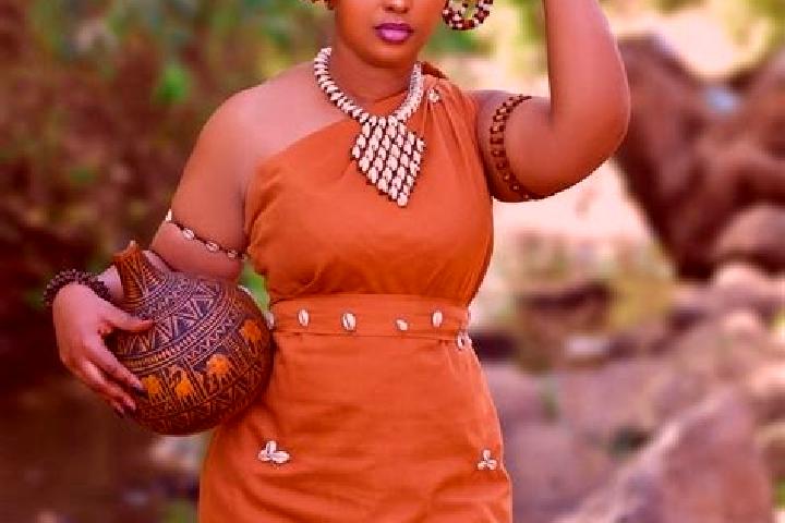 Violet, 23 — Escort in Kikuyu, Kenya