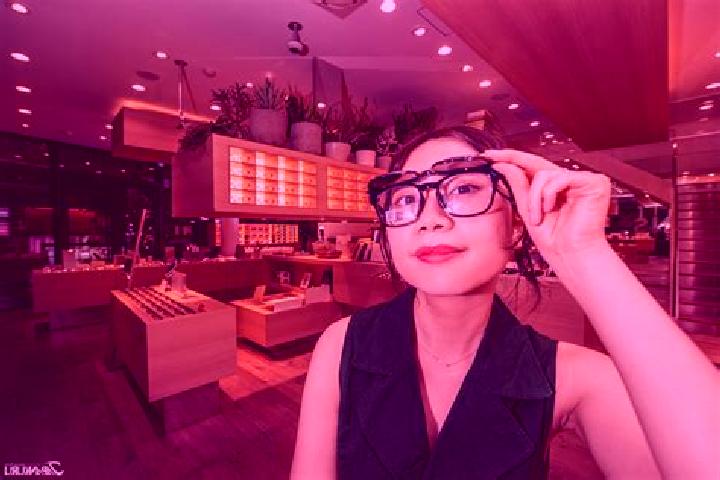 Violet, 23 — Escort in Qunshan, China