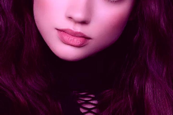 Violet, 24, a auburn brown-eyed middle eastern companion based in Perus. Offering Striptease, Massage, Dinner Date, Fetish. Available for incall and outcall,...