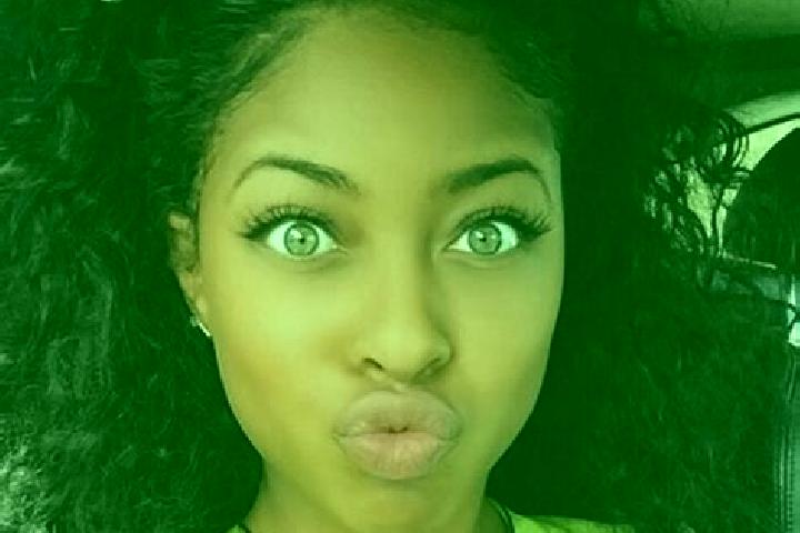 Violet, 24, a red green-eyed ebony companion based in Trou aux Biches. Offering Girlfriend Experience, Tantra, Roleplay, OWO. Available for incall and outcal...