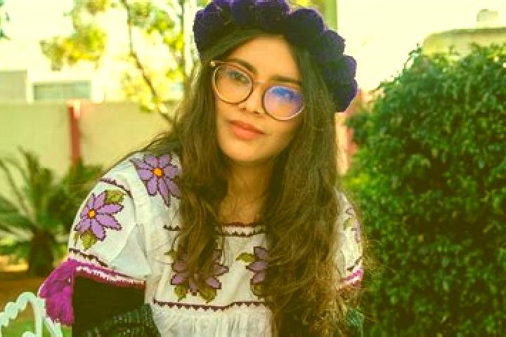 Violet, 24 — Escort in Ahuiran, Mexico