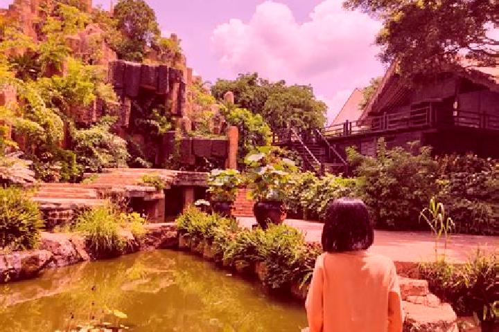 Violet, 24 — Escort in Buon Ma Thuot, Vietnam