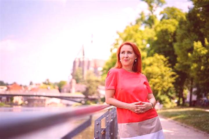 Violet, 24 — Escort in Niedercunnersdorf, Germany