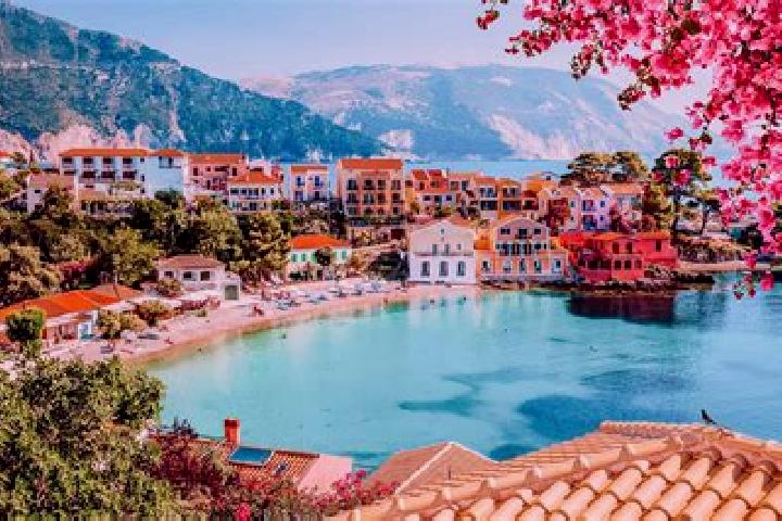Violet, 24 — Escort in Royitika, Greece