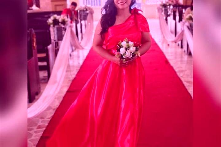 Violet, 24 — Escort in Tanolong, Philippines