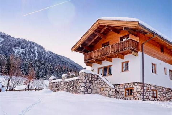 Violet, 24 — Escort in Thiersee, Austria