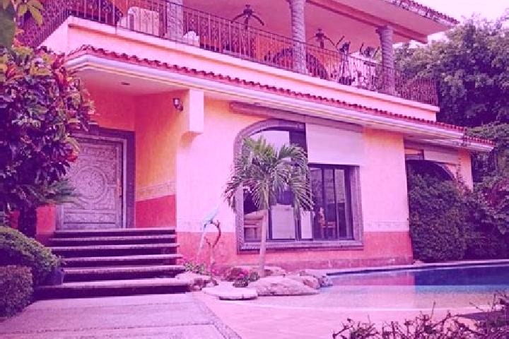 Violet, 24 — Escort in Tres de Mayo, Argentina