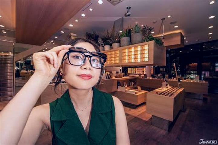 Violet, 24 — Escort in Yingwusitangcun, China