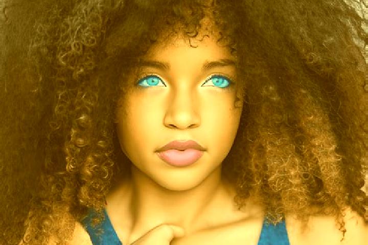 Violet, 25, a black blue-eyed mixed companion based in Andenne. Offering OWO, Massage, Tantra, Duos. Available for incall and outcall, overnight bookings ava...