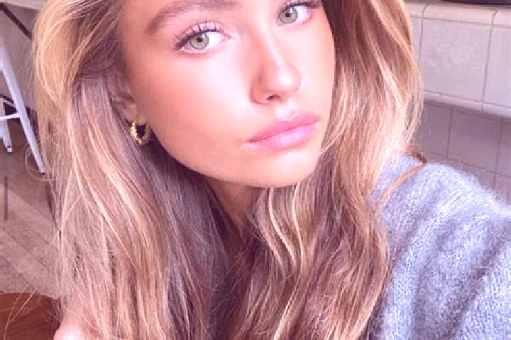 Violet, 25, a blonde hazel-eyed mediterranean companion based in Joessefors. Offering A-Level, Massage, Prostate Massage. Available for incall and outcall, d...
