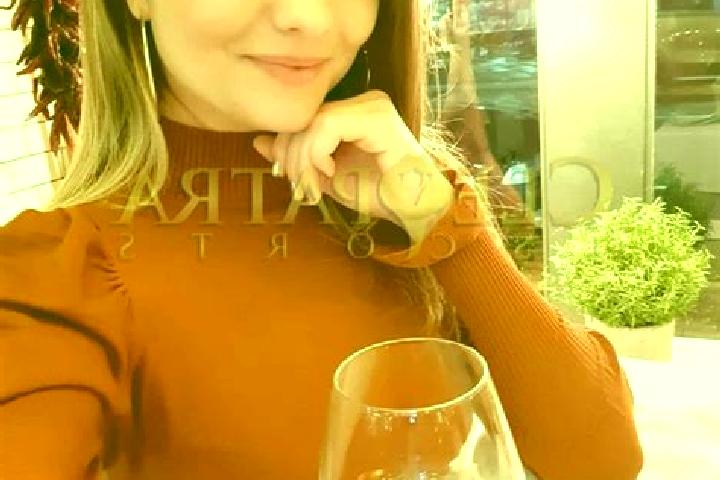 Violet, 25, a dark blonde amber-eyed latina companion based in Shitouhezi. Offering Dinner Date, Overnight, Striptease, OWO, Duos. Available for incall and o...