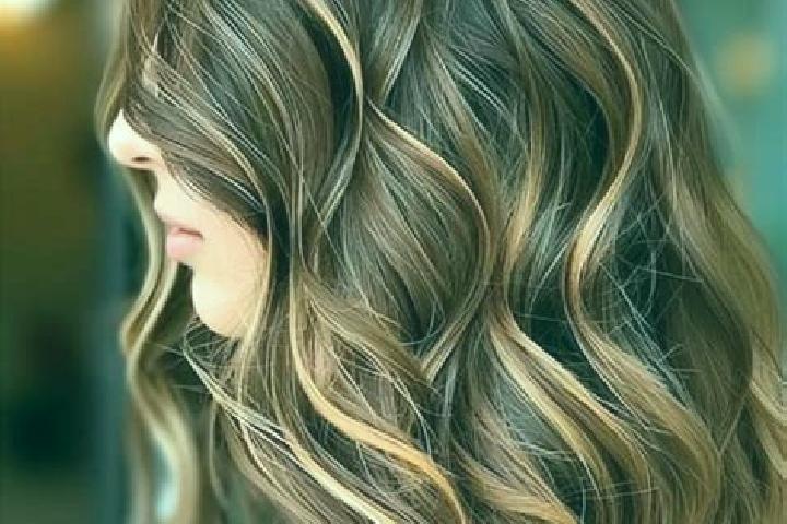 Violet, 25, a dark blonde brown-eyed mediterranean companion based in Sodong Hilir. Offering Roleplay, OWO, 69. Available for incall and outcall, day and eve...