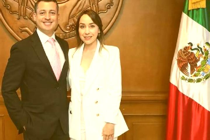 Violet, 25 — Escort in Colonia Diana Laura Riojas de Colosio, Mexico