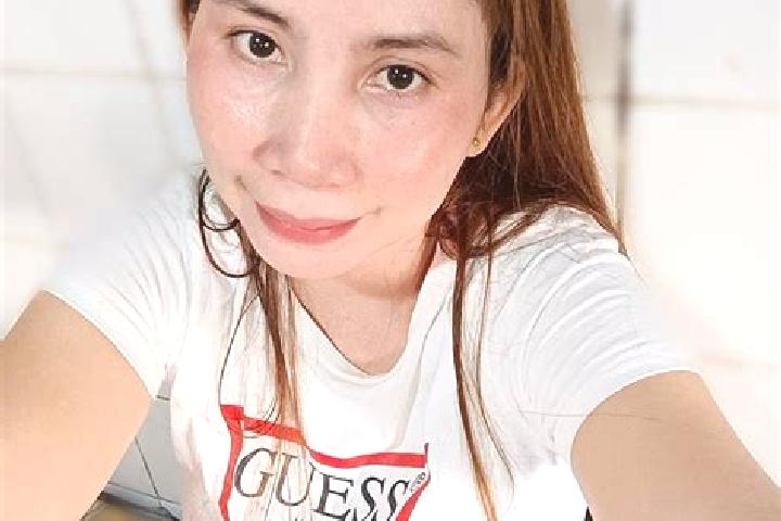 Violet, 25 — Escort in Escalante, Philippines