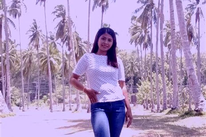 Violet, 25 — Escort in Katangawan, Philippines