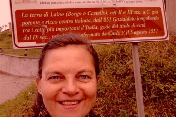 Violet, 25 — Escort in Laino Borgo, Italy