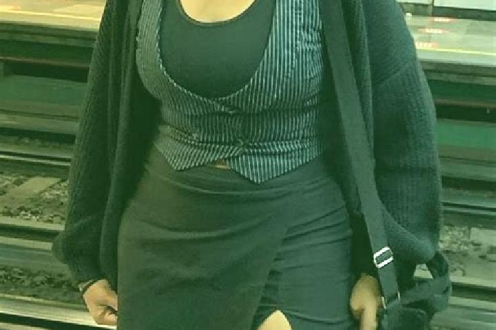 Violet, 25 — Escort in Vanini, Brazil