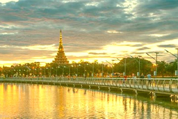 Violet, 25 — Escort in Wiang Kaen, Thailand