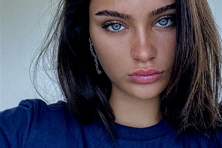 Violet, 26, a brunette blue-eyed mixed companion based in Izbiste. Offering CIM, GFE, 69, A-Level. Available for incall and outcall, overnight bookings avail...