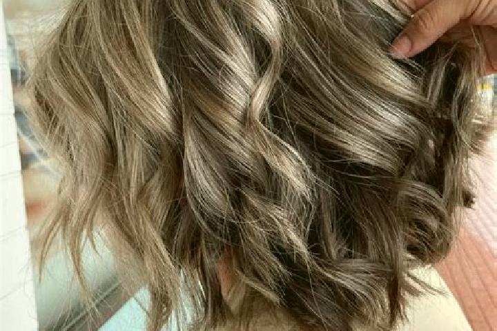 Violet, 26, a dark blonde grey-eyed indian companion based in Mauriti. Offering Couples, Fetish, Roleplay. Available for incall and outcall, overnight bookin...