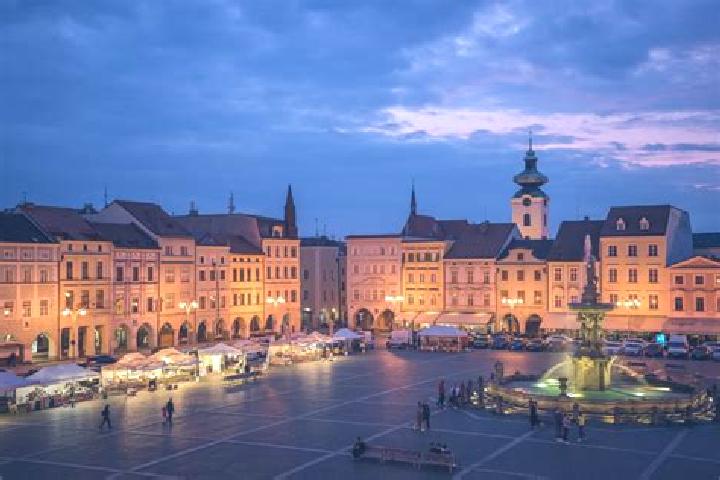 Violet, 26 — Escort in Ceske Budejovice, Czech Republic