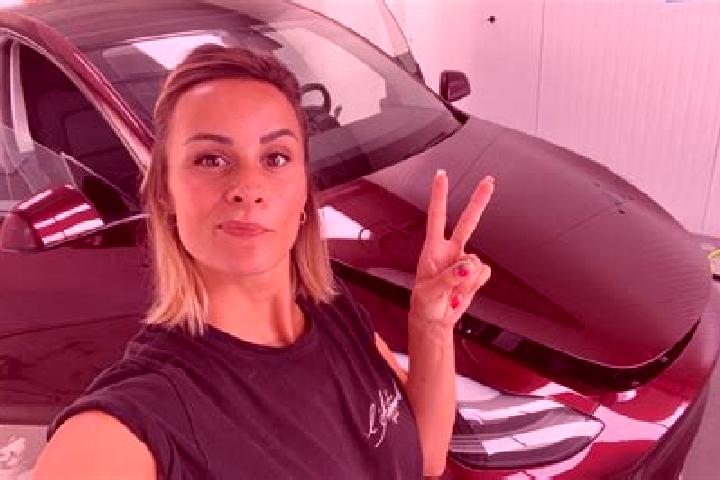 Violet, 26 — Escort in Epiais-Rhus, France