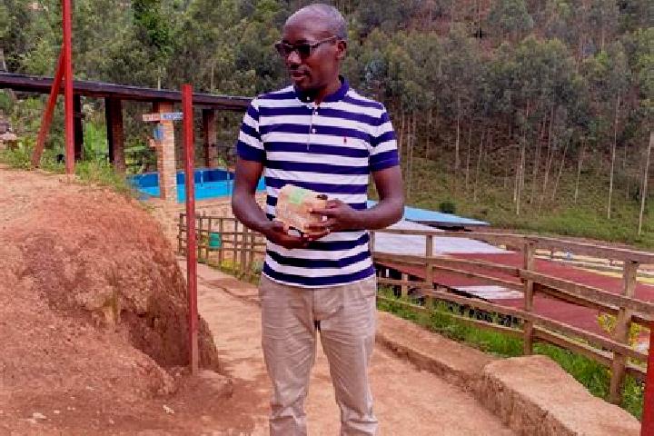 Violet, 26 — Escort in Karambi, Rwanda