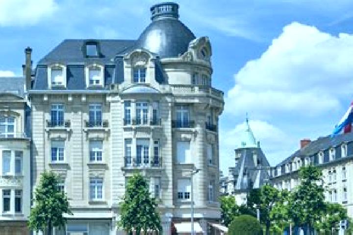 Violet, 26 — Escort in Noertzange, Luxembourg