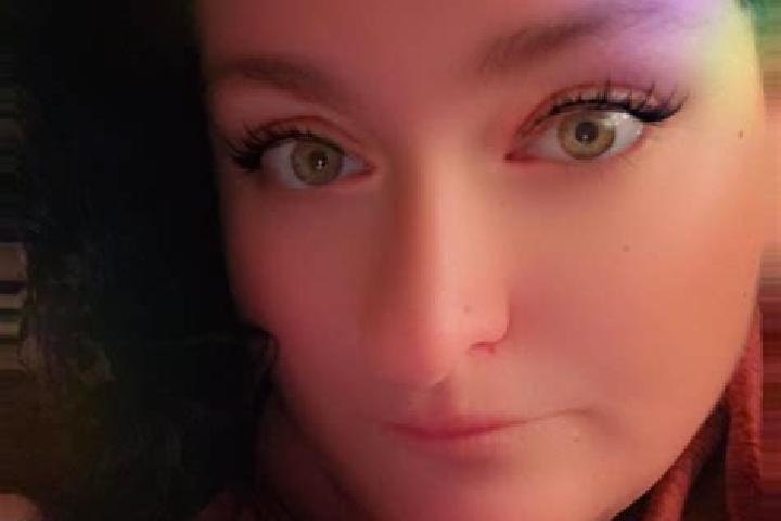 Violet, 26 — Escort in Owatonna, United States