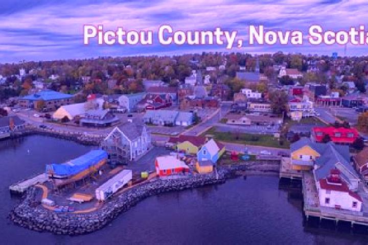 Violet, 26 — Escort in Pictou, Canada