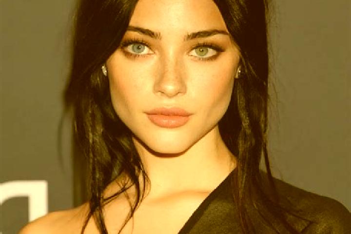Violet, 27, a black blue-eyed latina companion based in St Johns Park. Offering A-Level, Striptease, GFE. Available for incall and outcall, day and evening d...