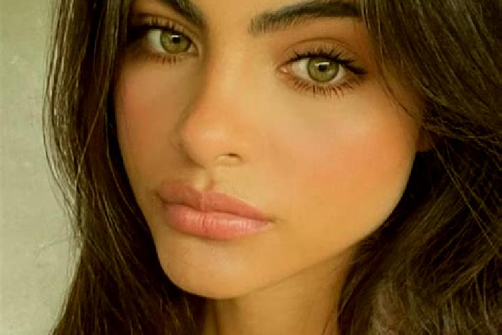 Violet, 27, a brunette dark-eyed indian companion based in Lopatinec. Offering A-Level, Deep French Kissing. Available for incall and outcall, overnight book...