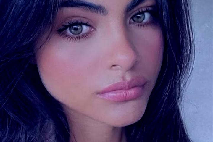 Violet, 27, a chestnut hazel-eyed caucasian companion based in Evenwood. Offering Deep French Kissing, Striptease, Dinner Date, Overnight. Available for inca...