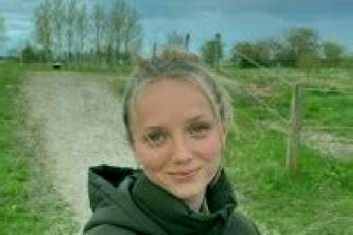 Violet, 27 — Escort in Alholm, Denmark