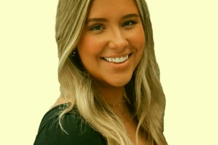 Violet, 27 — Escort in Ballinger, United States
