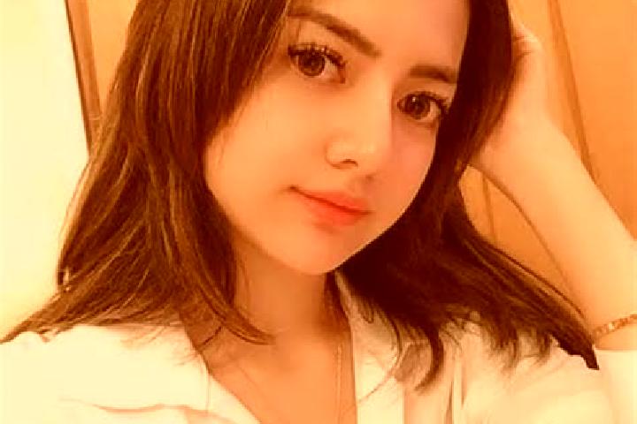 Violet, 27 — Escort in Kabondok, Indonesia