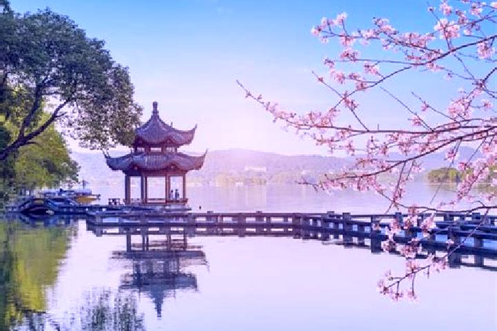 Violet, 27 — Escort in Kangyang, China