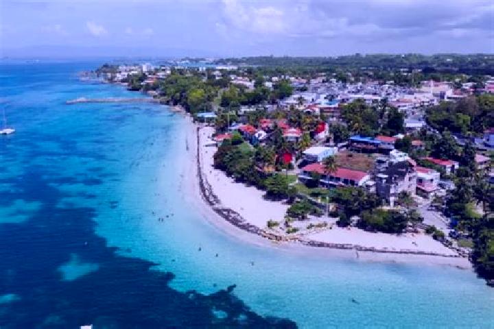 Violet, 27 — Escort in Le Gosier, Guadeloupe